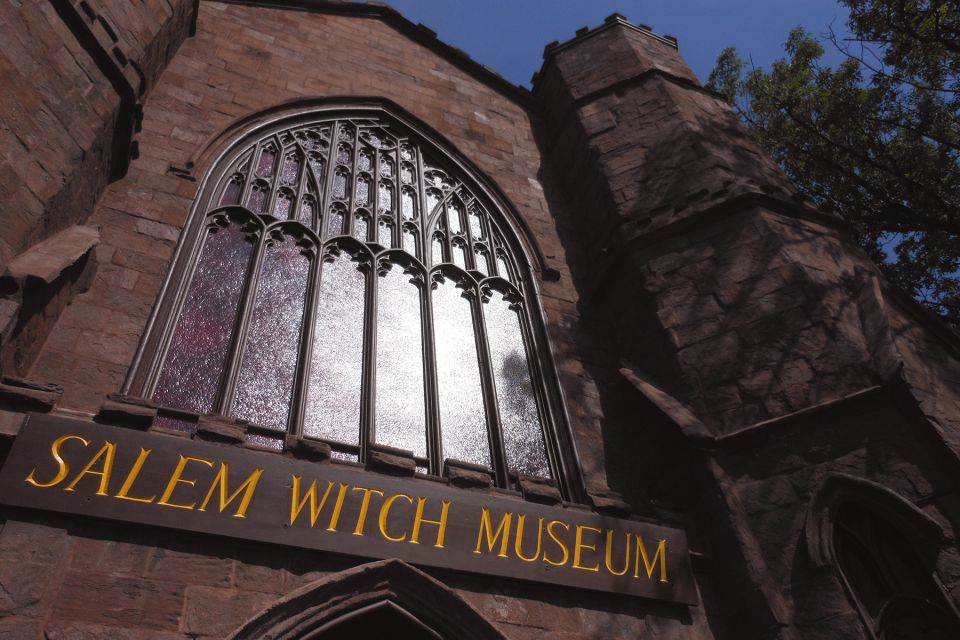 Boston: Explorer Pass Save up to 50% on 30+ Top Attractions - Build Your Perfect Boston Mix: Cruising, Trolleys, and City Views