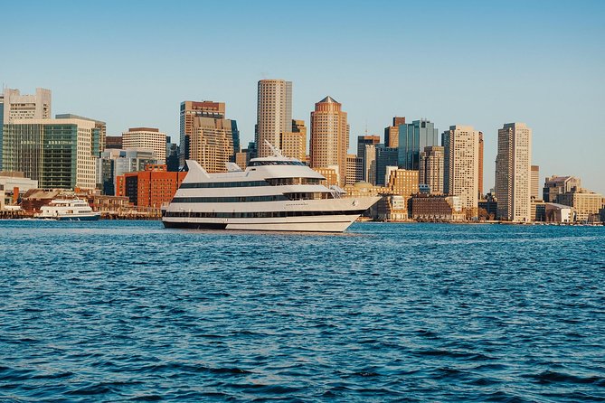 City Cruises Boston: Signature Dinner Cruise - Service quality: how the crew makes the night smoother